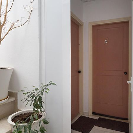 Theo Apartments 罗希姆诺 外观 照片