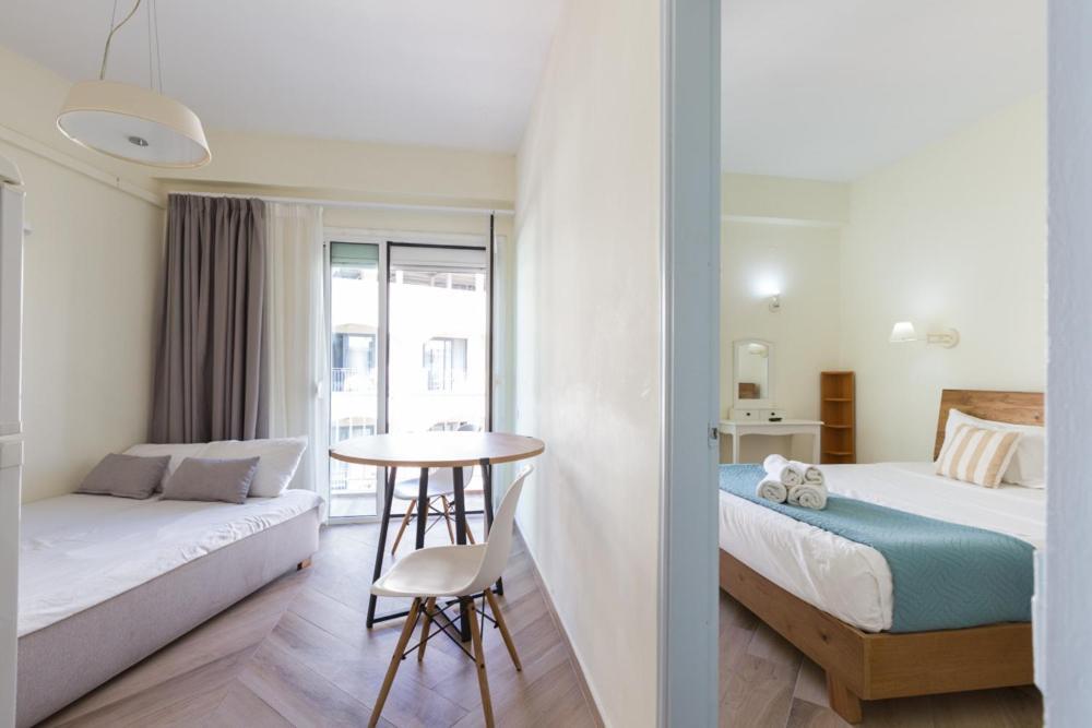 Theo Apartments 罗希姆诺 外观 照片