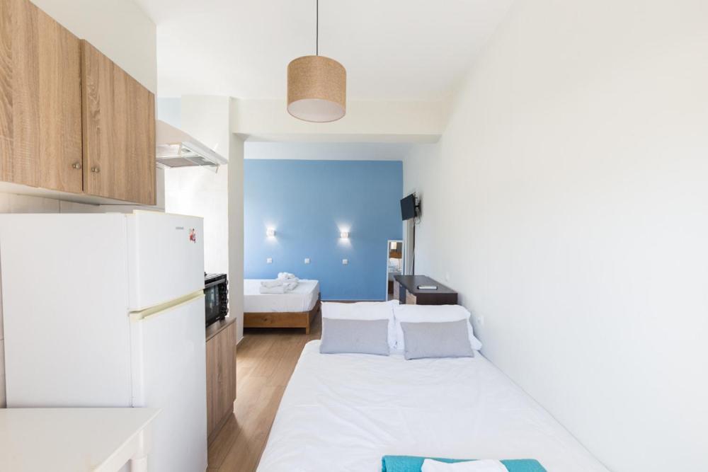 Theo Apartments 罗希姆诺 外观 照片