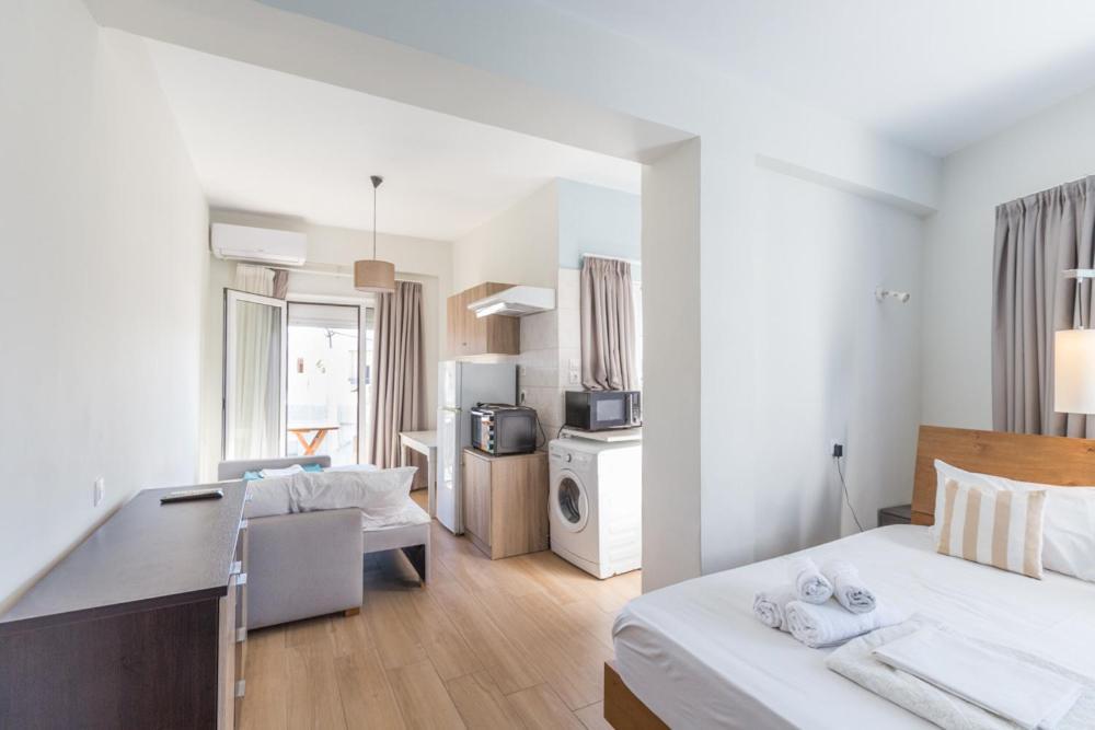 Theo Apartments 罗希姆诺 外观 照片